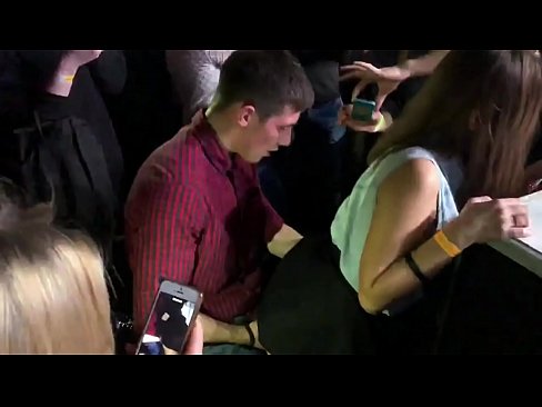 ❤️ Rhyw go iawn mewn clwb nos yn Rwseg. Merch Rwseg 18-mlwydd-oed yn yr anws a'r fagina fucked mewn clwb nos ❤️❌ Pornor hardd ar cy.pornodil.ru ️❤